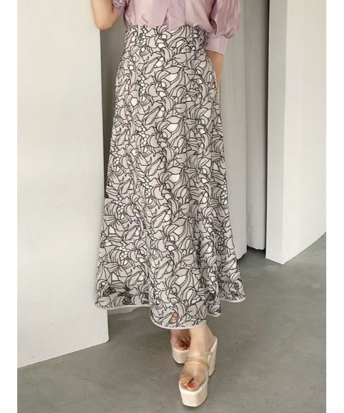 MERCURYDUO（マーキュリーデュオ）の「カットワーク刺繍マーメイドスカート（スカート・レディース・ブラック/ベージュ/オフホワイト・SMALL/MEDIUM）」の3枚目の写真