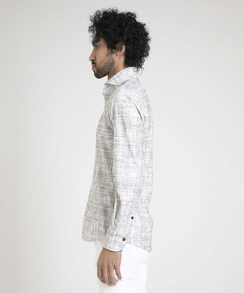 MICHEL KLEIN HOMME   （ミッシェルクランオム）の「《日本製》プリントジャージシャツ（シャツ/ブラウス・メンズ・ブラック/ベージュ・MEDIUM/LARGE/X-LARGE）」の6枚目の写真