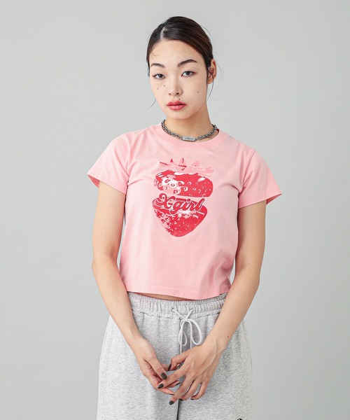 X-girl(エックスガール)の「STRAWBERRY S/S BABY TEE(Tシャツ/カットソー・レディース・ブラック/ライトピンク/ホワイト・S/M)」の17枚目の写真
