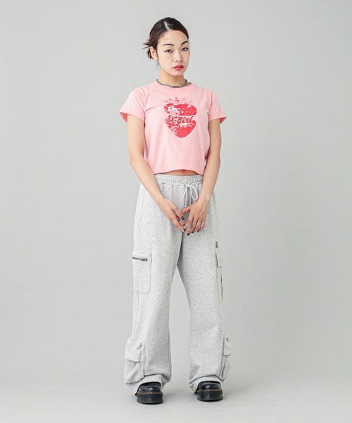 X-girl(エックスガール)の「STRAWBERRY S/S BABY TEE(Tシャツ/カットソー・レディース・ブラック/ライトピンク/ホワイト・S/M)」の12枚目の写真