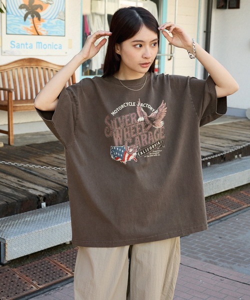 MONO-MART（モノマート）の「ヴィンテージ加工アソートデザインビッグ半袖Tシャツ（Tシャツ/カットソー・レディース・ネイビー系/ホワイト系/ブラック系2/ホワイト系3/ブラック/ブラウン系/ホワイト系2/ブラック系/ダークブラウン/ブラック系3/ダークネイビー/オフホワイト/ネイビー系2・L/M）」の14枚目の写真