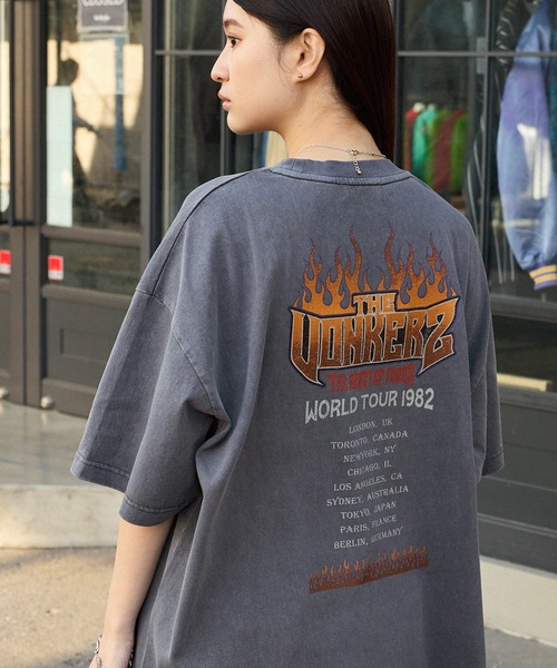 MONO-MART（モノマート）の「ヴィンテージ加工アソートデザインビッグ半袖Tシャツ（Tシャツ/カットソー・レディース・ネイビー系/ホワイト系/ブラック系2/ホワイト系3/ブラック/ブラウン系/ホワイト系2/ブラック系/ダークブラウン/ブラック系3/ダークネイビー/オフホワイト/ネイビー系2・L/M）」の19枚目の写真