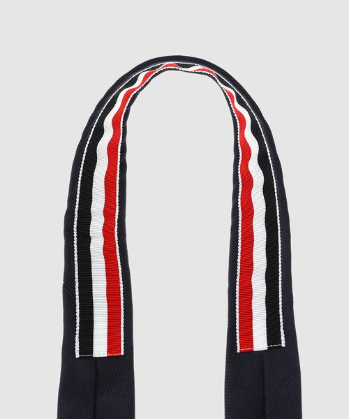 THOM BROWNE（トムブラウン）の「CLASSIC TIE IN ENGINEERED RWB GEM ANCHOR ICON TIE JACQUARD（ネクタイ・メンズ・ネイビー・ONE SIZE）」の4枚目の写真
