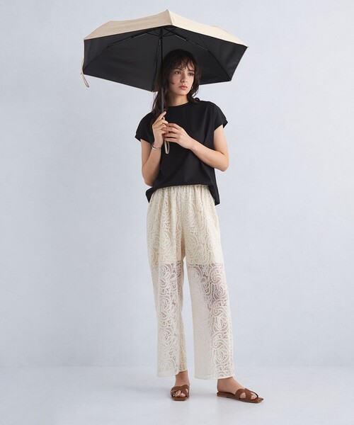 green label relaxing（グリーンレーベルリラクシング）の「バンブーハンドル 折りたたみ 日傘 -晴雨兼用-（折りたたみ傘・レディース・グレー/ブラック/ベージュ・FREE）」の6枚目の写真