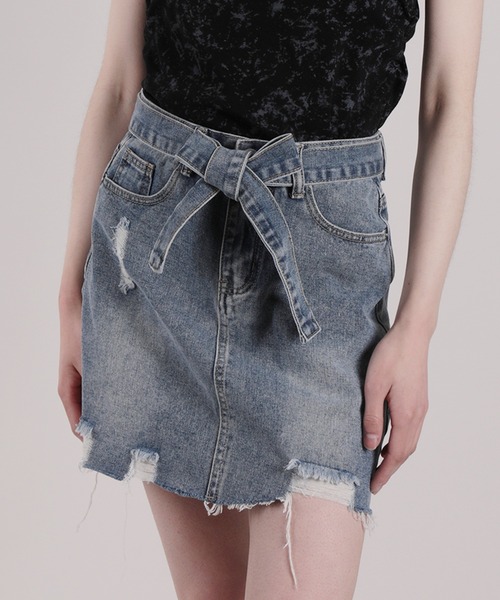 HOOK(フック)の「【HOOK】for girls ダメージ加工デニムミニスカート(デニムスカート・レディース・ブルー・S/M/L)」の1枚目の写真