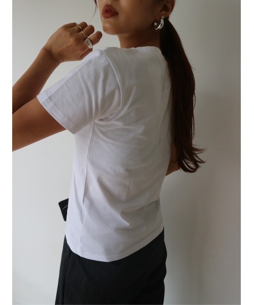 TRUNC（トランクエイティーエイト）の「Basic Crew Neck Tee（Tシャツ/カットソー・レディース・オフホワイト/ブラック・FREE）」の4枚目の写真