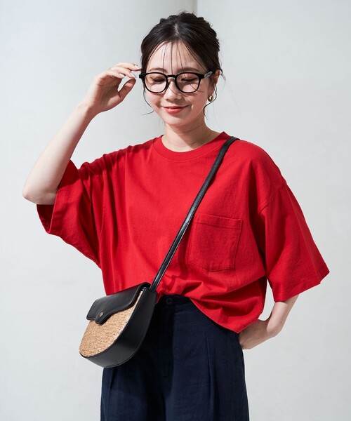 FREAK'S STORE（フリークスストア）の「限定展開　クロップド丈 ポケット 半袖 Tシャツ（Tシャツ/カットソー・レディース・ブラック/ブラウン/レッド/オフホワイト/ブルー/グレー/ナチュラル・ﾌﾘ-）」の7枚目の写真