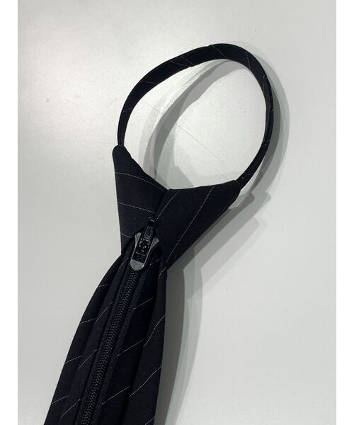 jouetie(ジュエティ)の「スライダーネクタイ(ネクタイ・レディース・ブラック/グレー・FREE)」の6枚目の写真