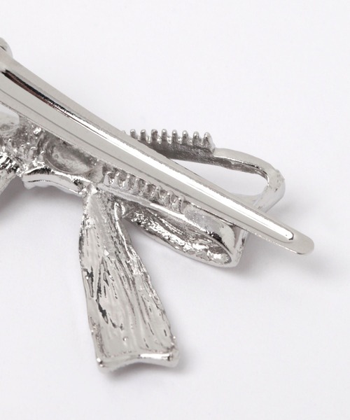 FOREVER 21（フォーエバー トゥエンティーワン）の「リボンヘアピン（ヘアピン・レディース・シルバー・FREE）」の4枚目の写真