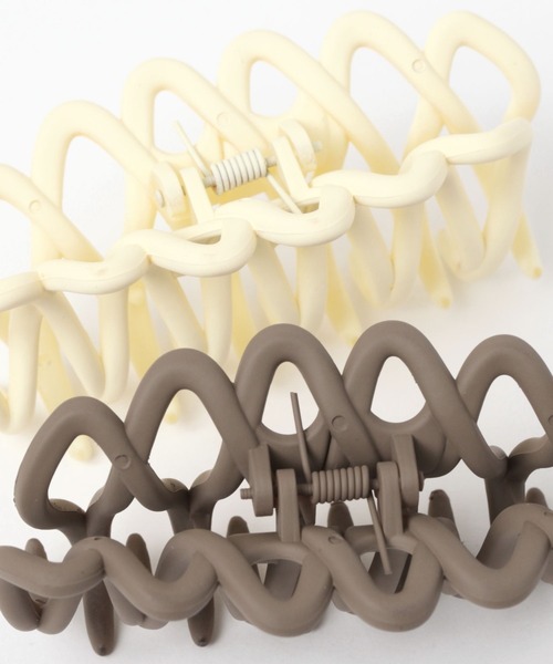 LAKOLE（ラコレ）の「マットバンスクリップ / 127805（バレッタ/ヘアクリップ・レディース・ブラック/ホワイト/ブラウン・FREE）」の7枚目の写真