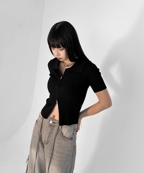LVEU.（ラブユ.）の「【LVEU.】半袖ダブルジップニットトップス / トップス リブ ニット  カーディガン 羽織り Wジップ 半袖 ダブルジップ ファスナー クロップド ショート コンパクト ブラック ブルー ホワイト（カーディガン/ボレロ・レディース・ホワイト/ブラック/ブルー・FREE）」の10枚目の写真