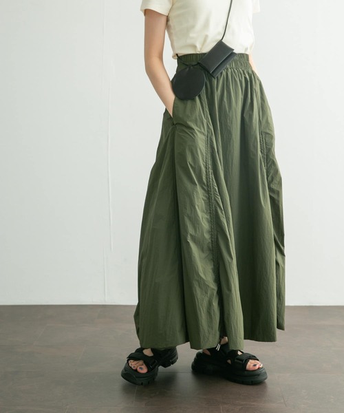 KBF（ケイビーエフ）の「ボリュームギャザースカート（スカート・レディース・カーキ/アイボリー/ボルドー・ONE）」の20枚目の写真