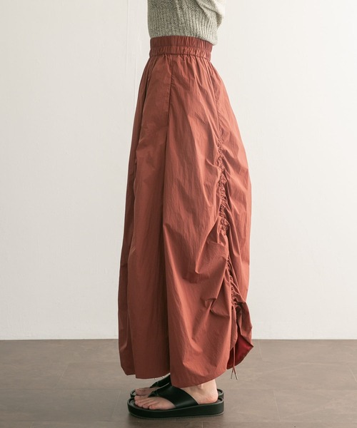 KBF（ケイビーエフ）の「ボリュームギャザースカート（スカート・レディース・カーキ/アイボリー/ボルドー・ONE）」の6枚目の写真