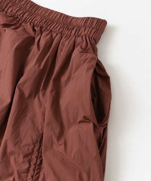 KBF（ケイビーエフ）の「ボリュームギャザースカート（スカート・レディース・カーキ/アイボリー/ボルドー・ONE）」の16枚目の写真