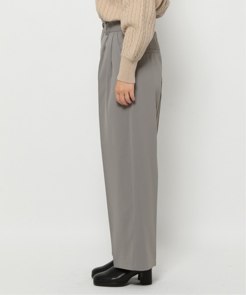 mysty woman（ミスティウーマン）の「ビシルエットストレートパンツ 144247（スラックス・レディース・ブラック/グレー/アイボリー/オレンジ・SMALL/MEDIUM）」の19枚目の写真