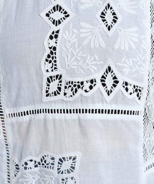 eL（エル）の「【eL】 Panel Lace Halterneck Shirt/125344（シャツ/ブラウス・レディース・オフホワイト/ブラック・FREE）」の21枚目の写真