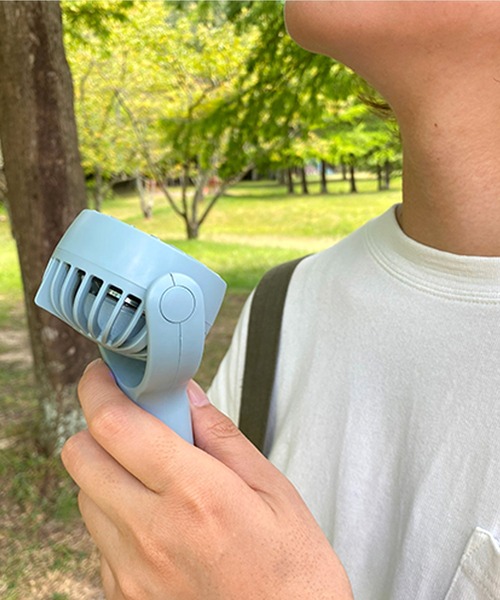 GLOBAL FORME CONCRETE（グローバルフォルムコンクリート）の「ブローウィン コンパクトハンディファン（生活家電・メンズ・ブラック/ブルー/ホワイト・FREE）」の8枚目の写真
