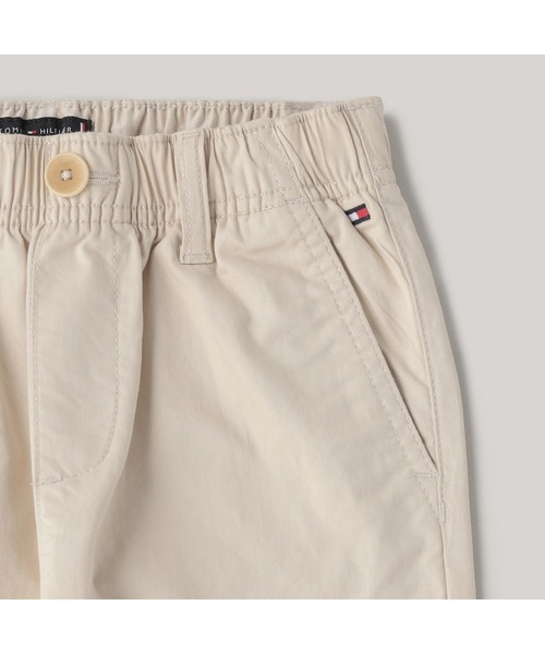 TOMMY HILFIGER(トミーヒルフィガー)の「BOYS モノタイプエンブロイドスケーターチノパンツ(チノパンツ・キッズ・ブルー/ベージュ・150cm/140cm/160cm/130cm)」の6枚目の写真