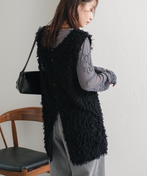 Kastane（カスタネ）の「【裏地なし】ファーロングベスト（ベスト・レディース・アイボリー/ブラック・FREE）」の2枚目の写真