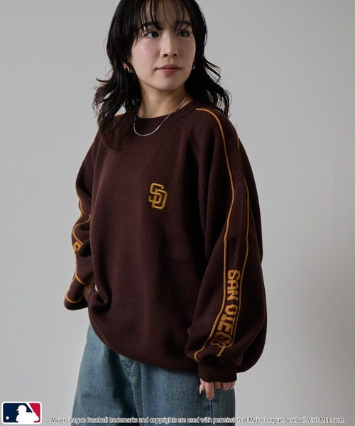 MLB（メジャーリーグベースボール）の「MLB/メジャーリーグベースボール MLB 別注スリーブロゴジャガードニット(限定展開)（ニット/セーター・メンズ・ブラウン/ネイビー/ブラック・SMALL/MEDIUM/LARGE）」の12枚目の写真