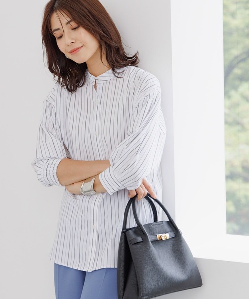 Elura（エルーラ）の「アイロンいらず袖コンブラウス/133661（シャツ/ブラウス・レディース・ブラック系その他/ホワイト/ブルー・FREE）」の2枚目の写真