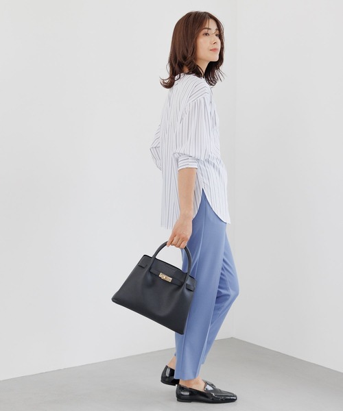 Elura（エルーラ）の「アイロンいらず袖コンブラウス/133661（シャツ/ブラウス・レディース・ブラック系その他/ホワイト/ブルー・FREE）」の7枚目の写真