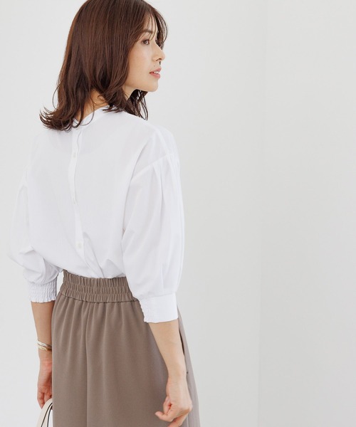 Elura（エルーラ）の「アイロンいらず袖コンブラウス/133661（シャツ/ブラウス・レディース・ブラック系その他/ホワイト/ブルー・FREE）」の22枚目の写真