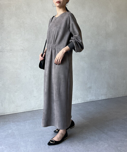 Chez toi（シェトワ）の「スエード×リブ前後2WAYワンピース（ワンピース・レディース・チャコールグレー/モカ/グレイッシュベージュ・FREE）」の7枚目の写真