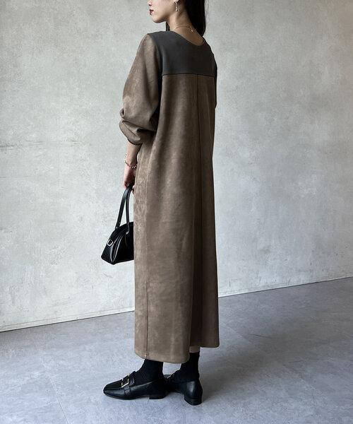 Chez toi（シェトワ）の「スエード×リブ前後2WAYワンピース（ワンピース・レディース・チャコールグレー/モカ/グレイッシュベージュ・FREE）」の19枚目の写真
