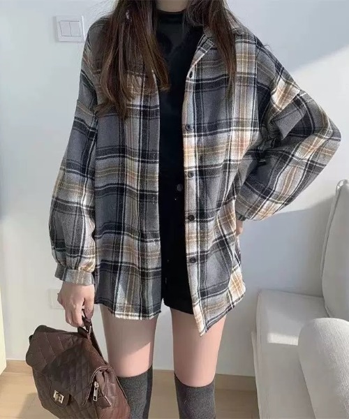 SHEENA（シーナ）の「ソフトタッチボリュームスリーブ起毛チェックシャツ（シャツ/ブラウス・レディース・グレー系その他/グレー/ブラック×ホワイト/グリーン/キャメル/ブラック系・M）」の7枚目の写真