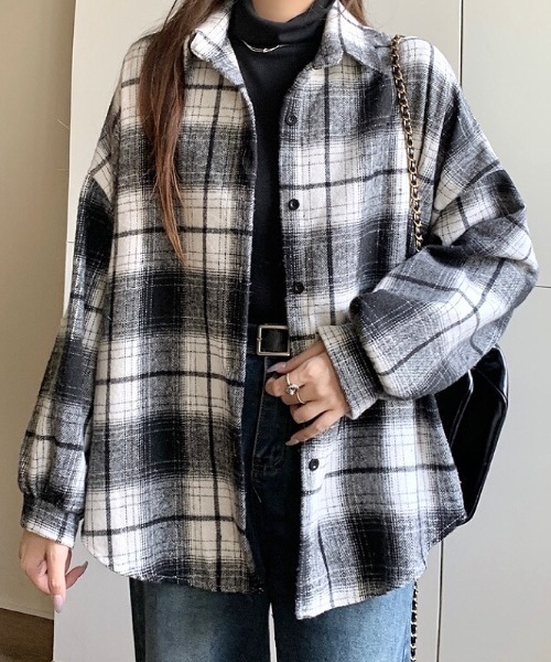 SHEENA（シーナ）の「ソフトタッチボリュームスリーブ起毛チェックシャツ（シャツ/ブラウス・レディース・グレー系その他/グレー/ブラック×ホワイト/グリーン/キャメル/ブラック系・M）」の13枚目の写真