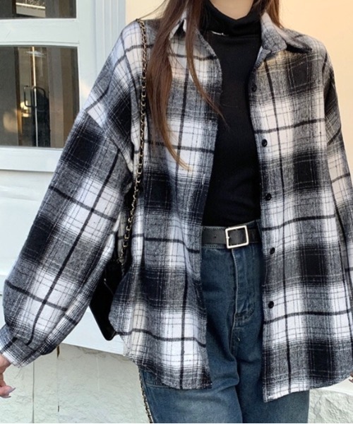 SHEENA（シーナ）の「ソフトタッチボリュームスリーブ起毛チェックシャツ（シャツ/ブラウス・レディース・グレー系その他/グレー/ブラック×ホワイト/グリーン/キャメル/ブラック系・M）」の15枚目の写真