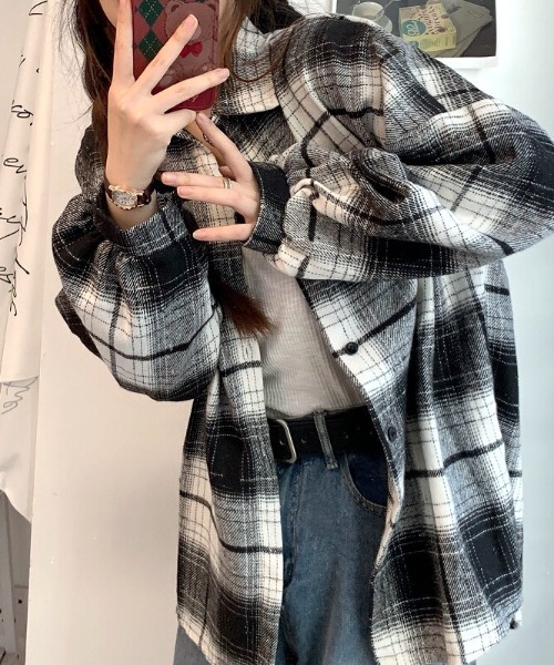 SHEENA（シーナ）の「ソフトタッチボリュームスリーブ起毛チェックシャツ（シャツ/ブラウス・レディース・グレー系その他/グレー/ブラック×ホワイト/グリーン/キャメル/ブラック系・M）」の20枚目の写真