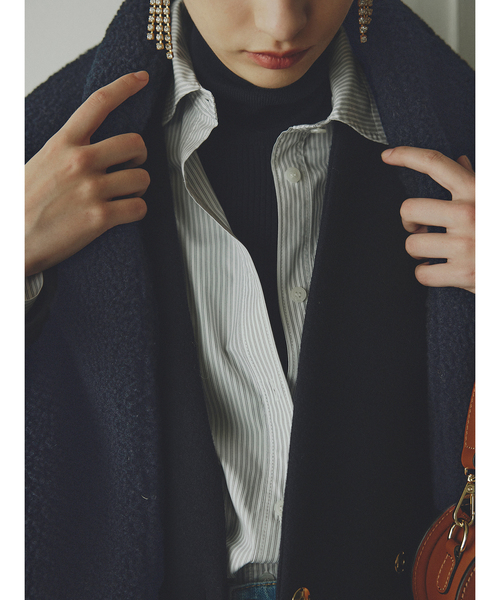 La TOTALITE（ラトータリテ）の「ボアストール（ストール/ショール・レディース・ネイビー/ホワイト/キャメル・FREE）」の17枚目の写真