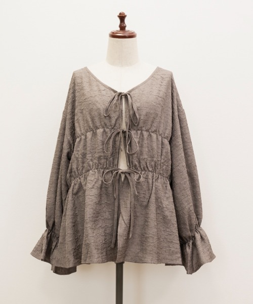CLETTE(クレット)の「フロントリボンシャーリングブラウス(シャツ/ブラウス・レディース・モカ/アイボリー/ブラック・LL/3L/4L)」の18枚目の写真