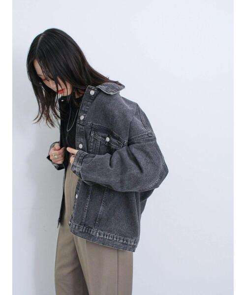 Samansa Mos2 blue(サマンサモスモスブルー)の「ビッグデニムジャケット(ノーカラージャケット・レディース・ブラック/ブルー・F)」の17枚目の写真