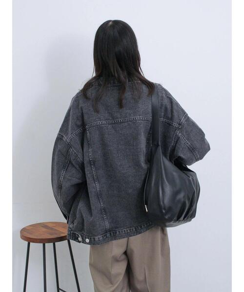 Samansa Mos2 blue(サマンサモスモスブルー)の「ビッグデニムジャケット(ノーカラージャケット・レディース・ブラック/ブルー・F)」の19枚目の写真