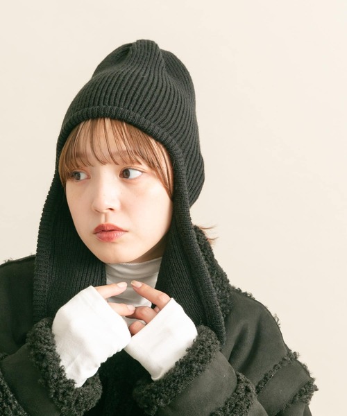 KBF(ケイビーエフ)の「ロングイヤーフラップニットキャップ(ニットキャップ/ビーニー・レディース・ブラック/ベージュ/レッド・ONE)」の7枚目の写真