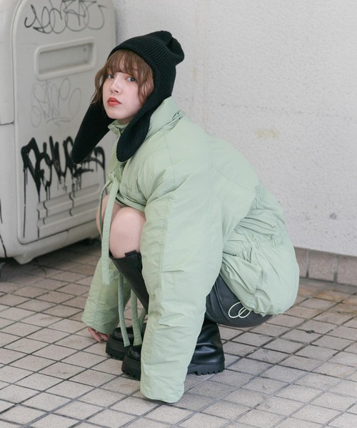 KBF(ケイビーエフ)の「ロングイヤーフラップニットキャップ(ニットキャップ/ビーニー・レディース・ブラック/ベージュ/レッド・ONE)」の13枚目の写真