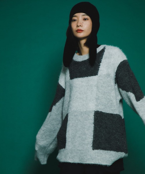 KBF(ケイビーエフ)の「ロングイヤーフラップニットキャップ(ニットキャップ/ビーニー・レディース・ブラック/ベージュ/レッド・ONE)」の14枚目の写真