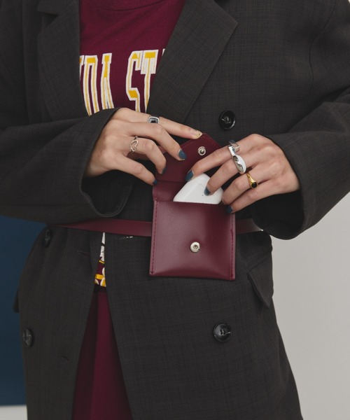 MERLOT（メルロー）の「フェイクレザーウエストミニポーチ（ボディバッグ/ウエストポーチ・レディース・ブラウン/ブラック・FREE）」の7枚目の写真