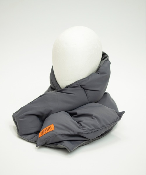 UNIVERSAL OVERALL（ユニバーサルオーバーオール）の「UOパﾌｧｰ差し込みﾏﾌﾗｰ（マフラー・レディース・ブラウン/グレー/ブラック・F）」の3枚目の写真