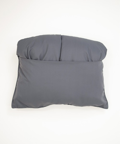 UNIVERSAL OVERALL（ユニバーサルオーバーオール）の「UOパﾌｧｰ差し込みﾏﾌﾗｰ（マフラー・レディース・ブラウン/グレー/ブラック・F）」の5枚目の写真