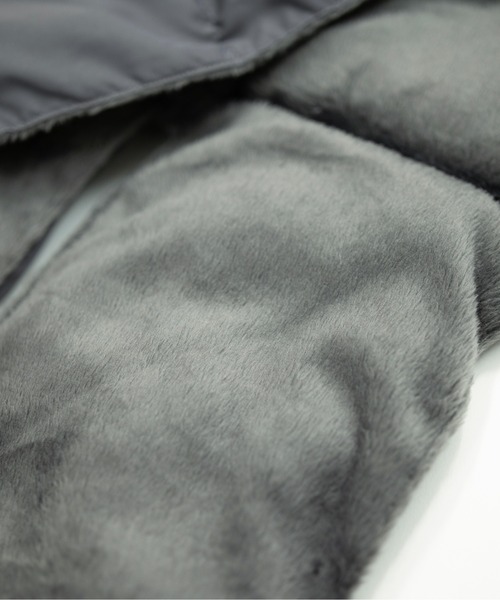 UNIVERSAL OVERALL（ユニバーサルオーバーオール）の「UOパﾌｧｰ差し込みﾏﾌﾗｰ（マフラー・レディース・ブラウン/グレー/ブラック・F）」の7枚目の写真