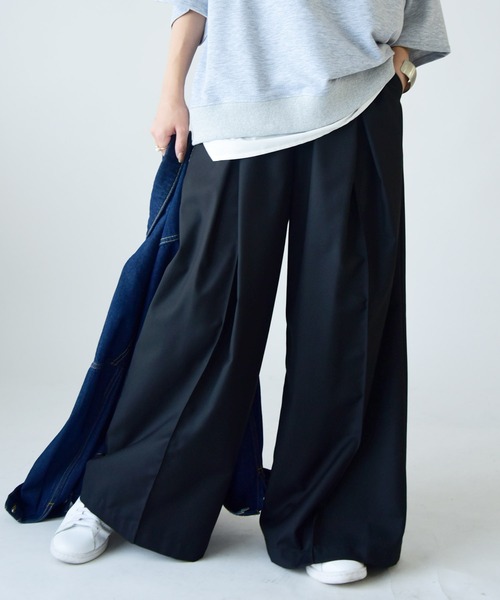 タックワイドパンツ（その他パンツ）｜and it_（アンドイット）