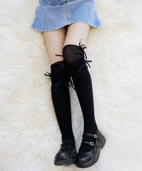 セール】リボン付き シアー切り替え ストライプニーハイソックス く