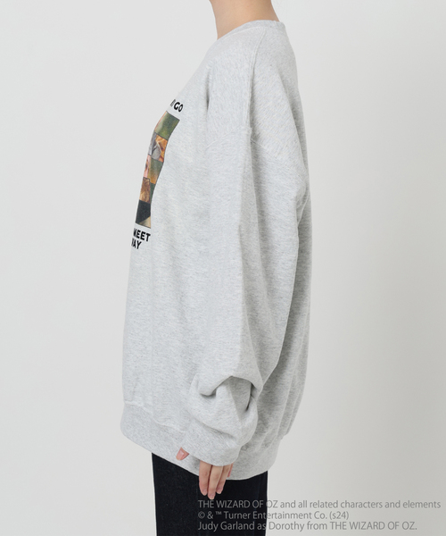 SLOBE citron.（スローブシトロン）の「《WEB限定》SLOBE citron. The wizard of Oz フォトスウェット（スウェット・レディース・ライトグレー・FREE）」の10枚目の写真