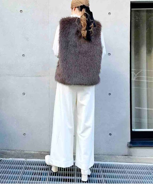 PICCIN（ピッチン）の「フェイクファーベスト（ベスト・レディース・アイボリー/グレー/ブラウン・M）」の19枚目の写真