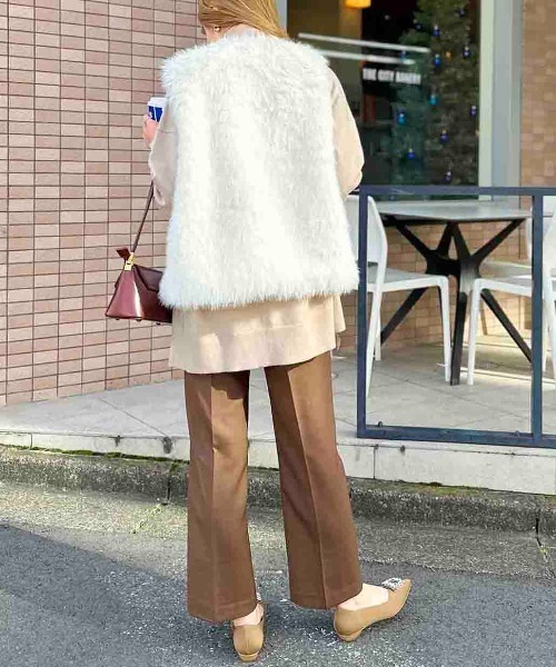 PICCIN（ピッチン）の「フェイクファーベスト（ベスト・レディース・アイボリー/グレー/ブラウン・M）」の5枚目の写真