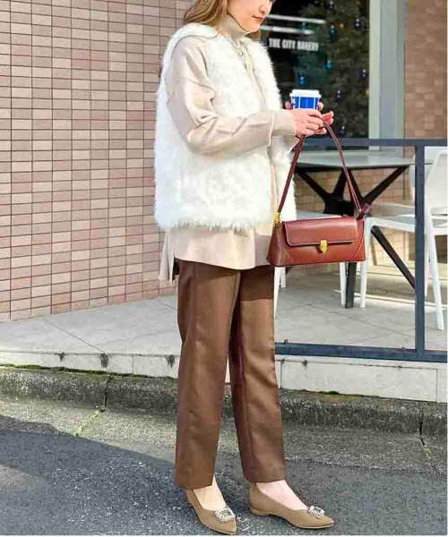 PICCIN（ピッチン）の「フェイクファーベスト（ベスト・レディース・アイボリー/グレー/ブラウン・M）」の4枚目の写真